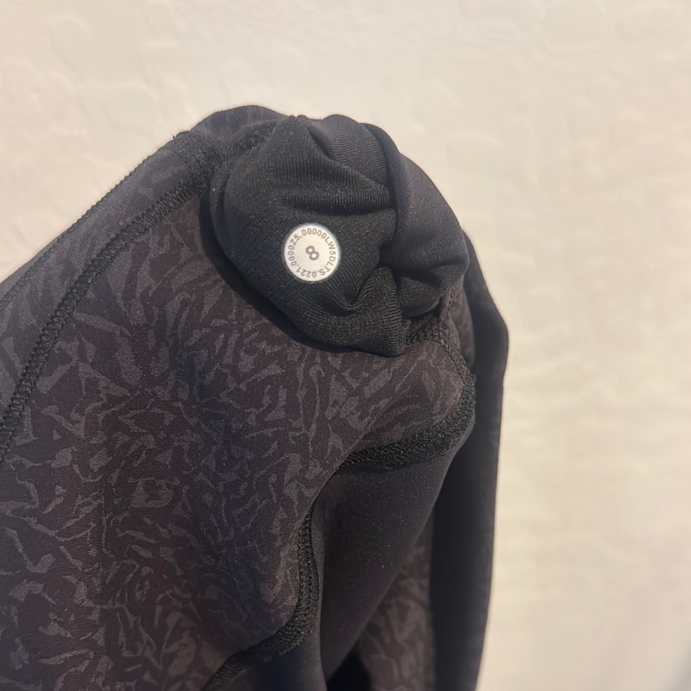 lululemon athletica Black Patterned Leggings - Picture 6 of 6